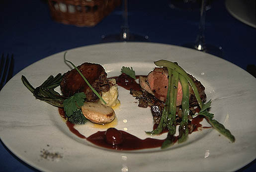 ���Â����I�@�����̏�ɂ̓t�H�A�O�����E�E�E