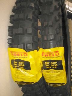 pirelli�i�s�����j MT32