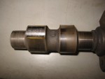 CB250N_worn_camshaft